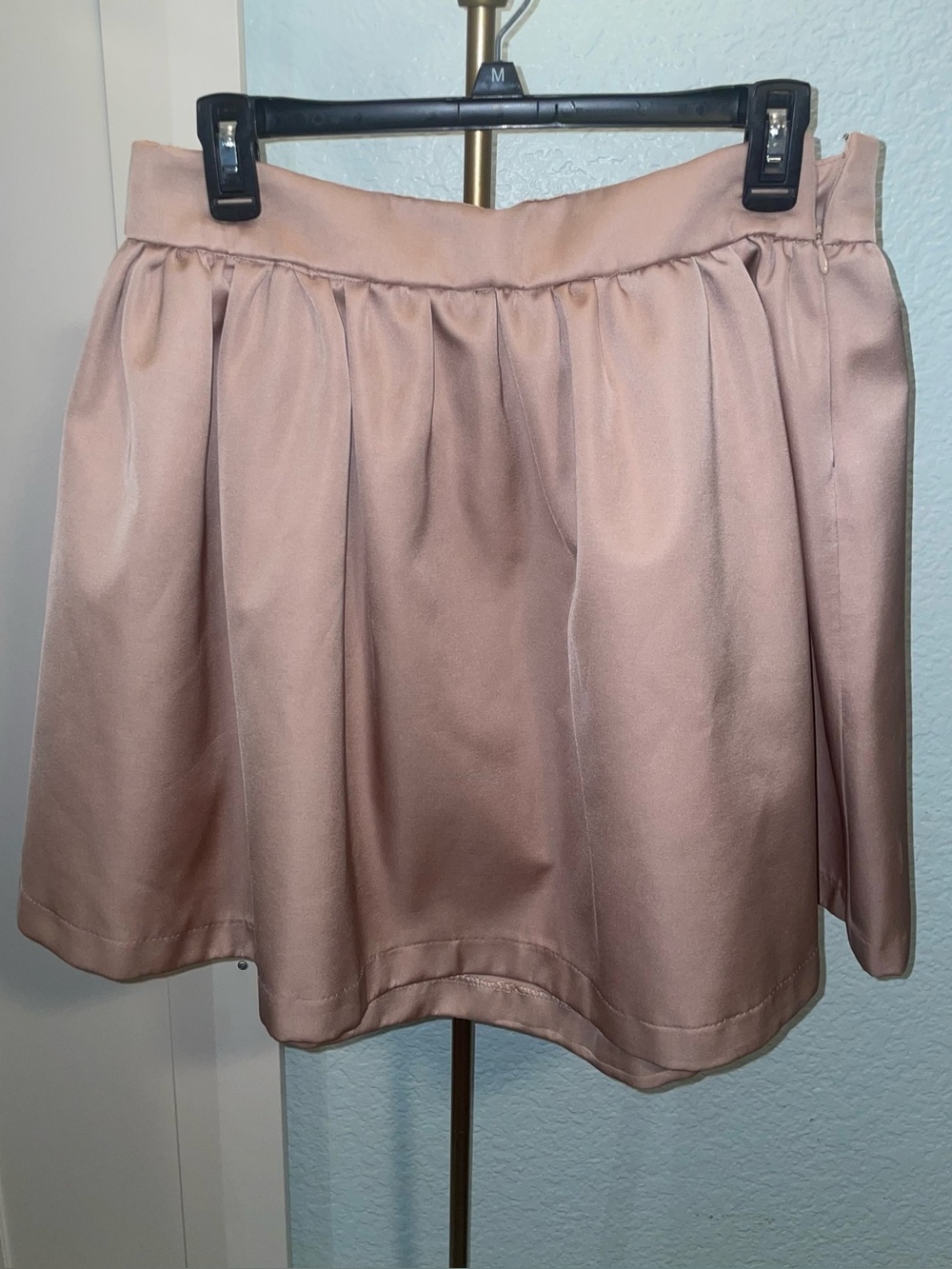 H&M Pleated Satin Mini Skirt - Blush Pink